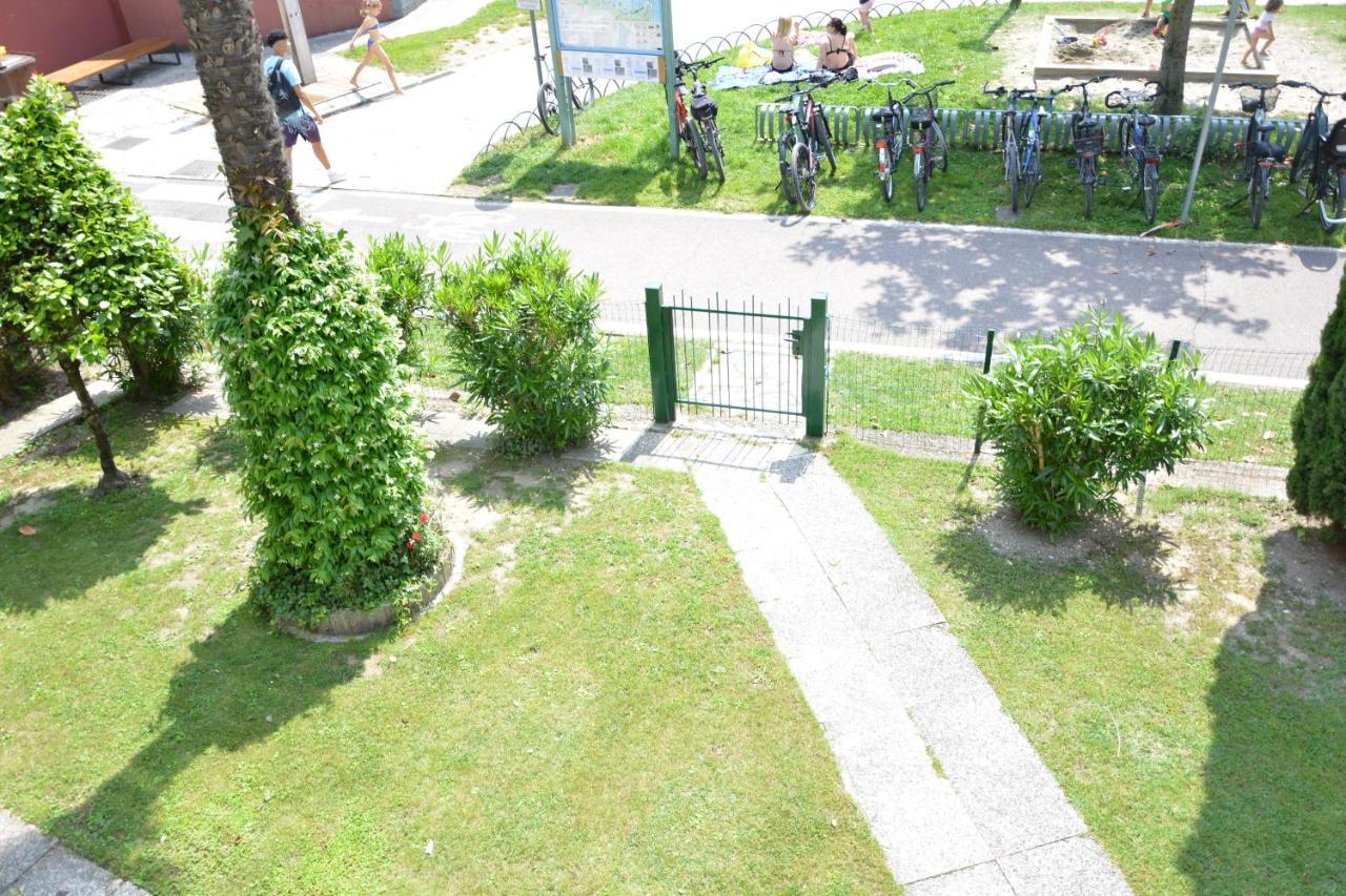Terrazza Sul Lago Riva del Garda Bagian luar foto